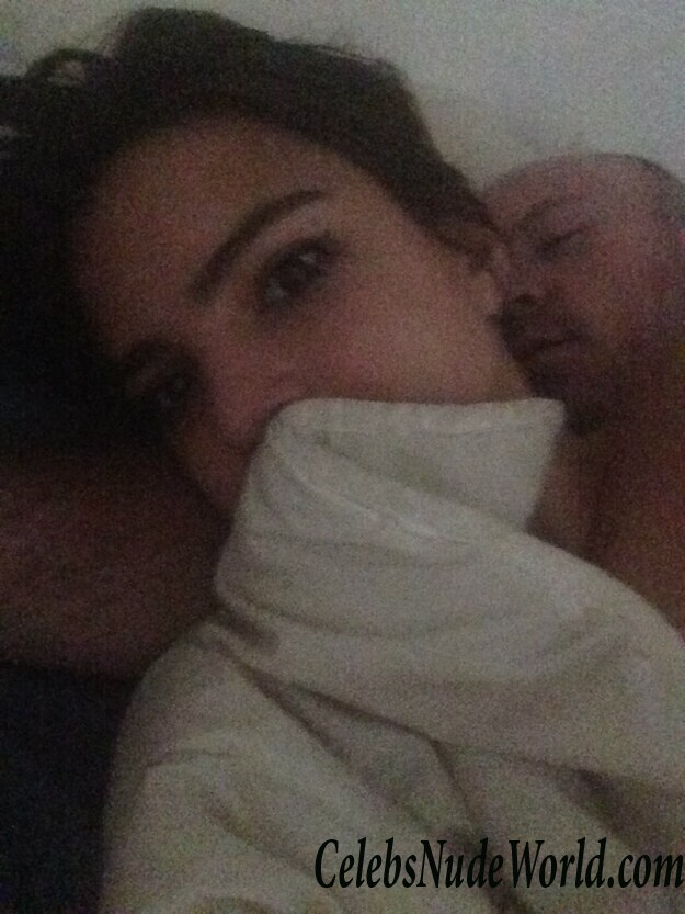 Emily Ratajkowski New Leaked Photos &#8211; 2017 78318