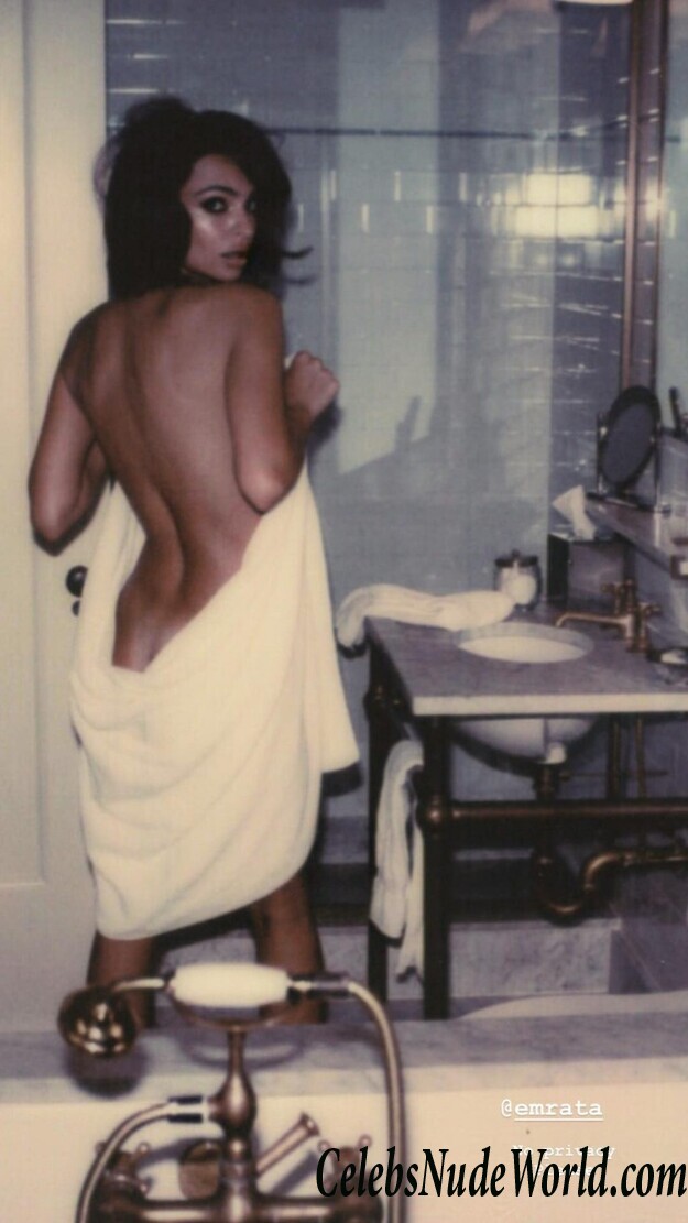 Emily Ratajkowski Hot 78774