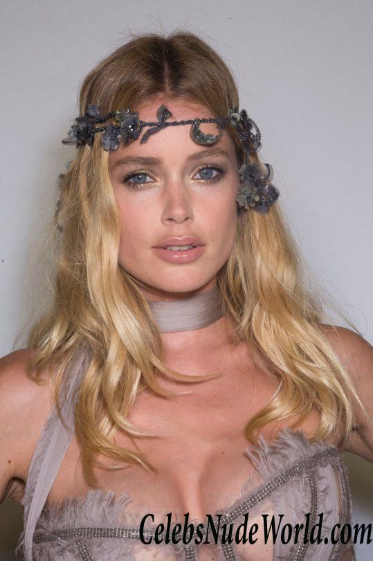 Sexy photoset of Doutzen Kroes 78965