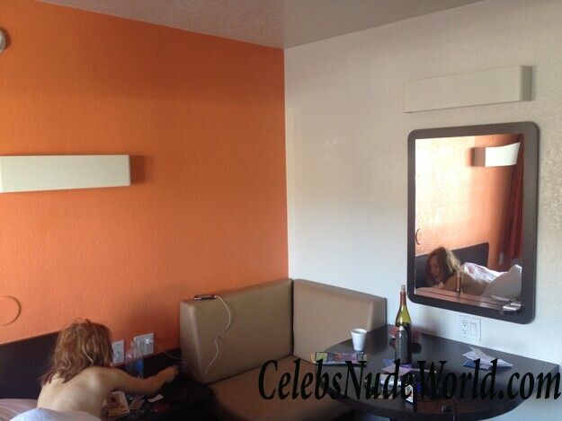 Emily Browning on leaked nudes 79143