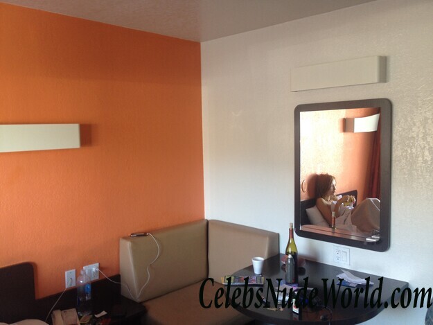 Emily Browning on leaked nudes 79145