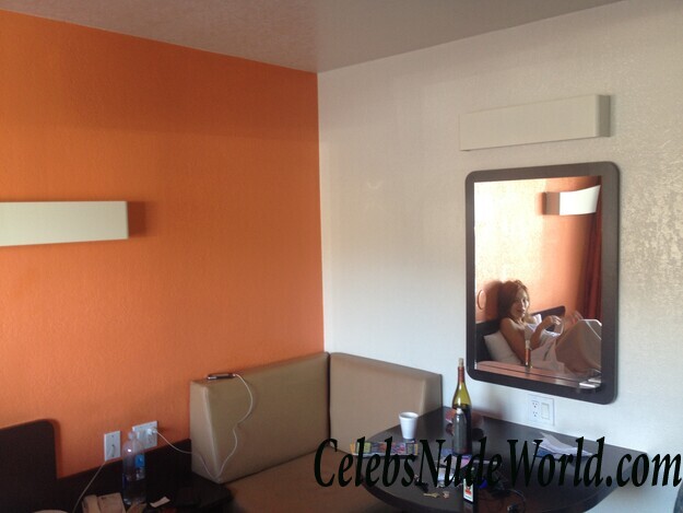 Emily Browning on leaked nudes 79146