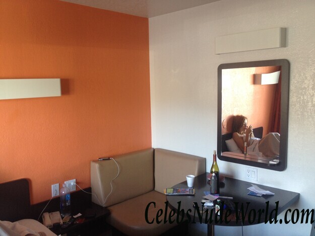 Emily Browning on leaked nudes 79147