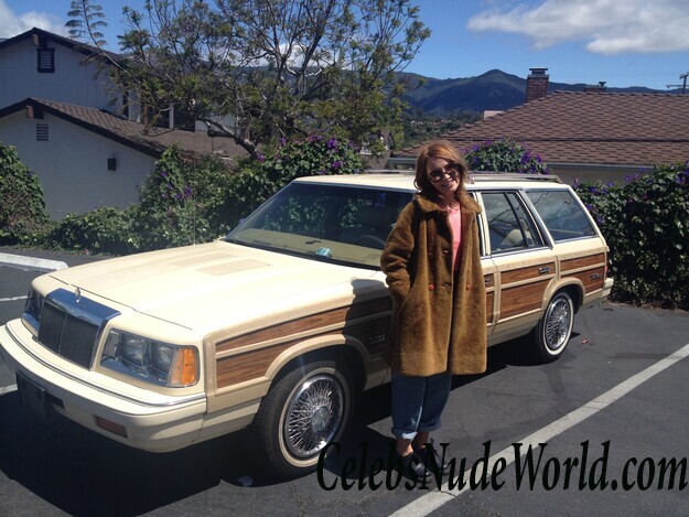 Emily Browning on leaked nudes 79154