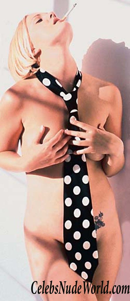 Nude pics of Drew Barrymore 79217