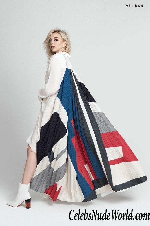 Emily Kinney Sexy 79226