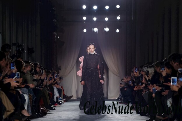 Edie Campbell See Through 79231