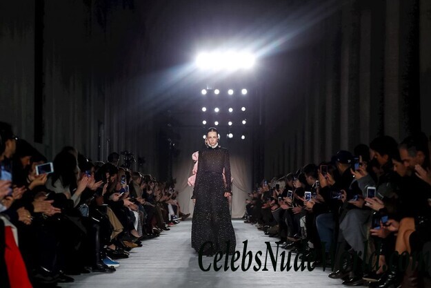 Edie Campbell See Through 79243