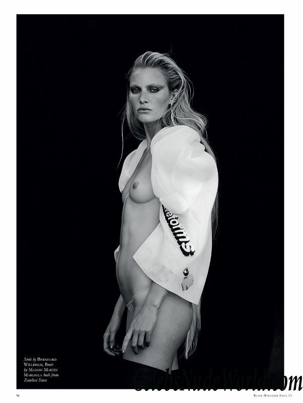 Emily Baker Topless photoset 79287