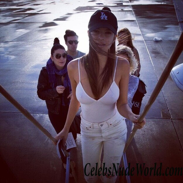 Pokies Photos of Emily Ratajkowski 79612