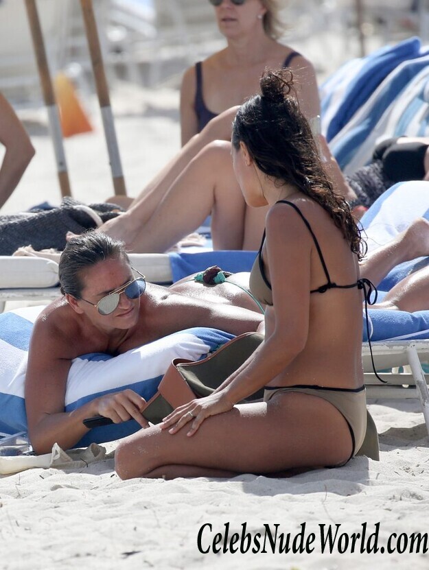 Eda Taspinar Sexy 79972