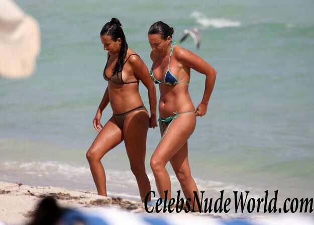 Eda Taspinar Sexy 79989