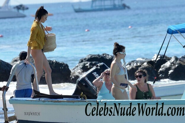 Lottie Moss & Emily Blackwell Bikini 80373