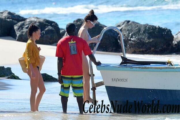 Lottie Moss & Emily Blackwell Bikini 80384