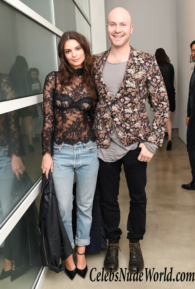 Emily Ratajkowski See Through Photos 80444