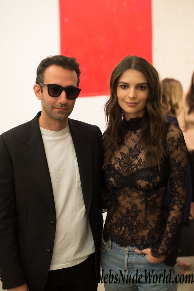 Emily Ratajkowski See Through Photos 80448