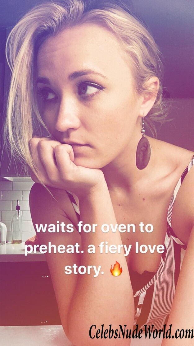 Emily Osment Sexy 80603