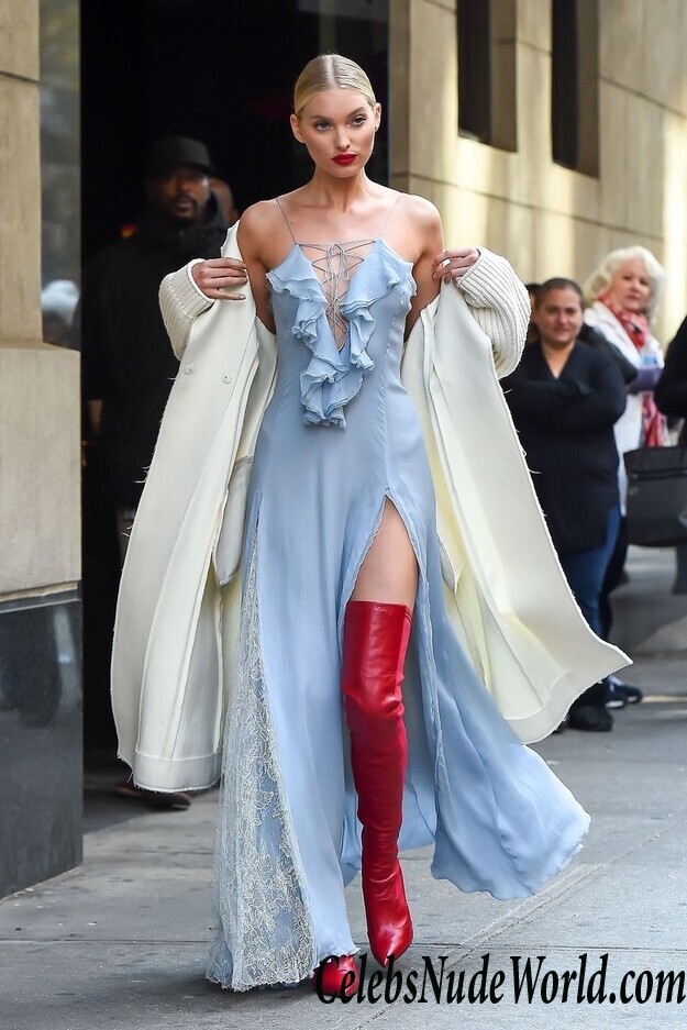 Elsa Hosk Cleavage 81090