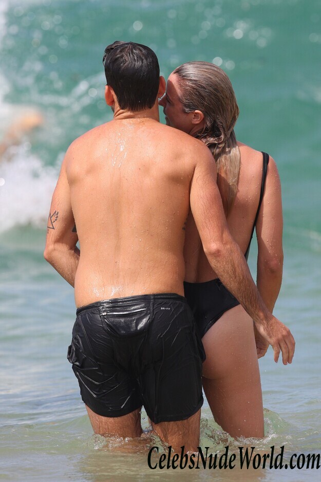 Elise Stacy Sexy 81109