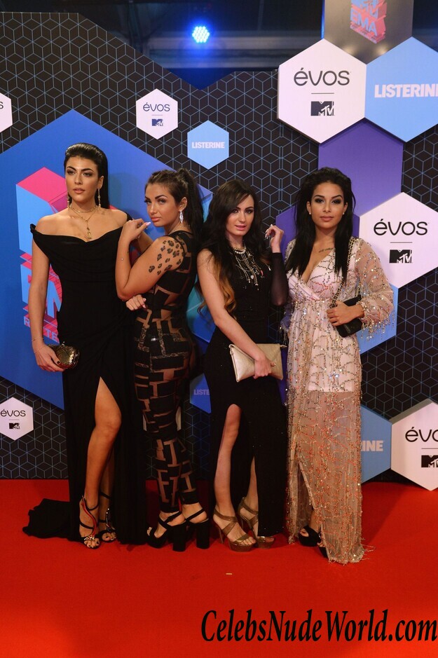 See Through Photos of Elettra Lamborghini 81245