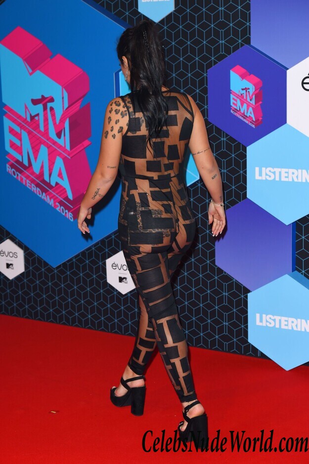 See Through Photos of Elettra Lamborghini 81247