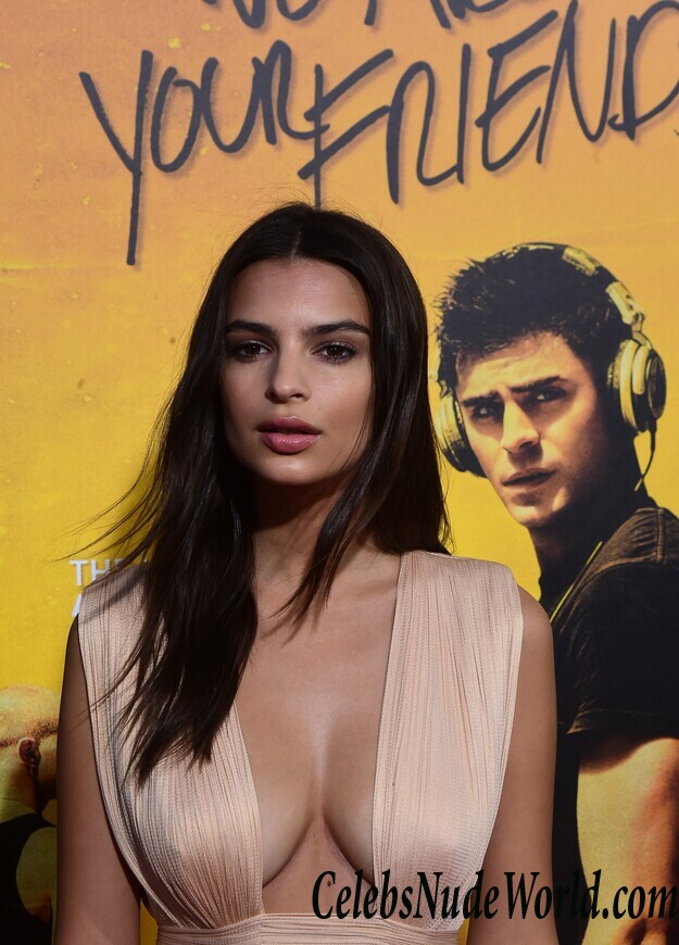 Emily Ratajkowski fappening photos 81639