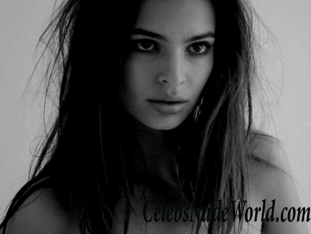 Emily Ratajkowski fappening photos 81669