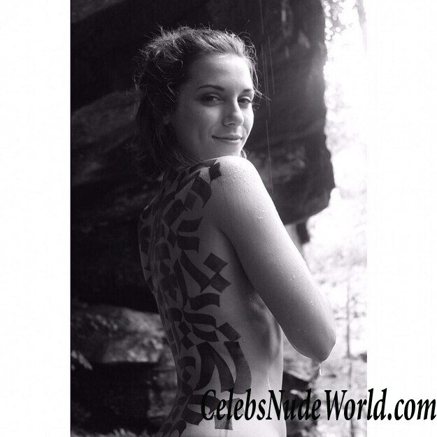 Elena Generi Naked 82004