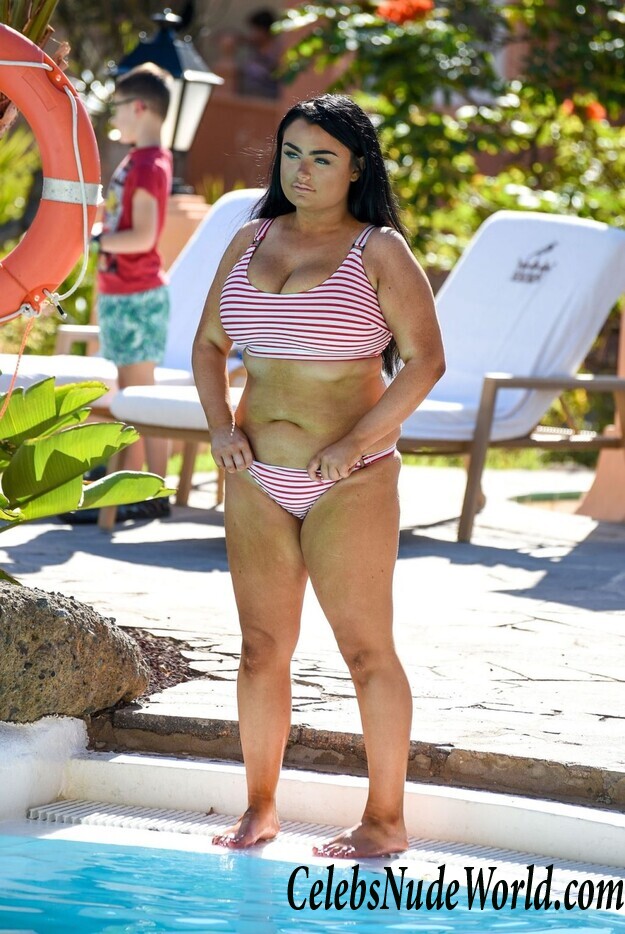 Faith Mullen Bikini 82172