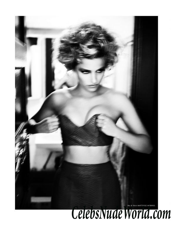 Dianna Agron Hot 82329