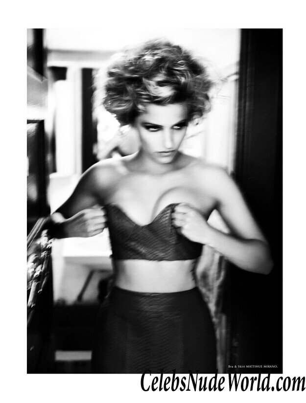 Dianna Agron Hot 82391