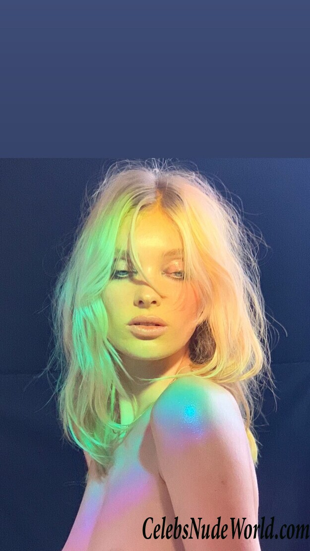 Elsa Hosk Erotic 82541