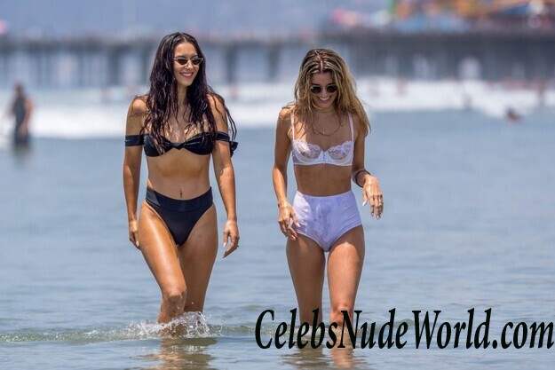 Rachel McCord & Eva Pepaj Sexy 82686