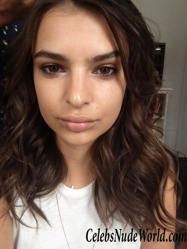 Emily Ratjkowski on hacked photos nude 82809