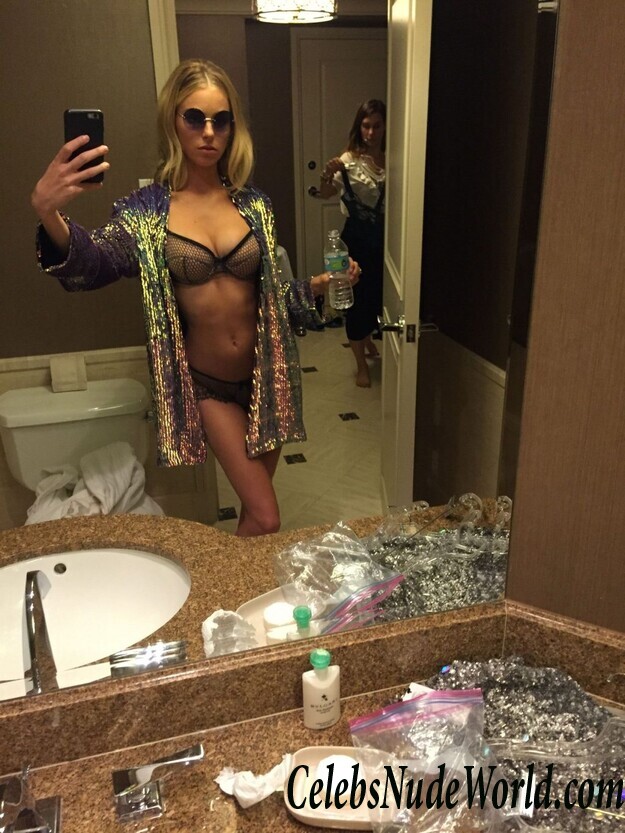 Elizabeth Turner Leaked 82882