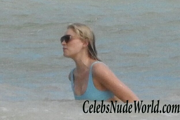 Elsa Hosk Bikini 83556