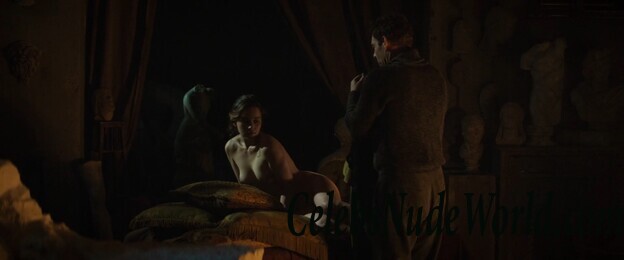 Emilia Clarke Railed From Behind On Camera 83928