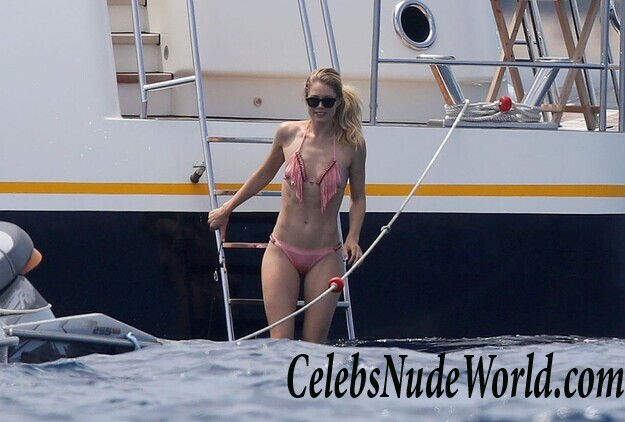 Doutzen Kroes Bikini 84194