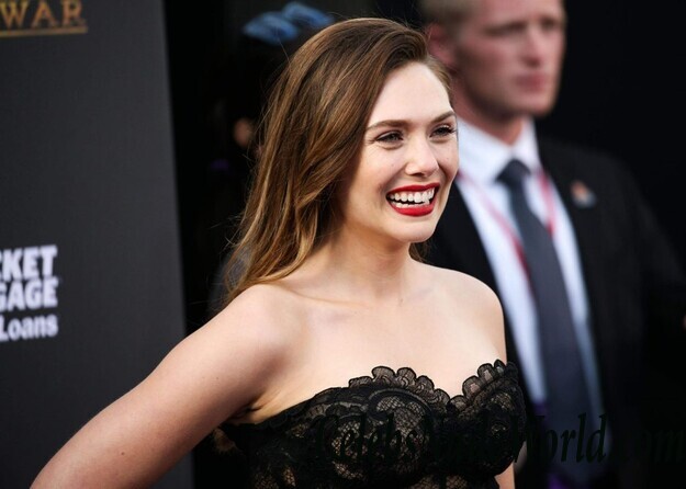 Elizabeth Olsen Sexy 84304