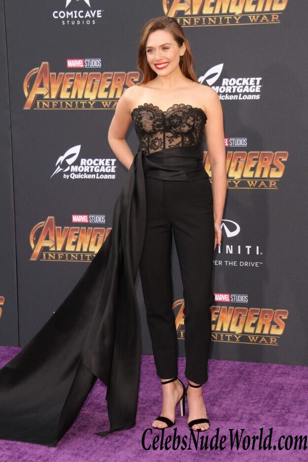 Elizabeth Olsen Sexy 84318