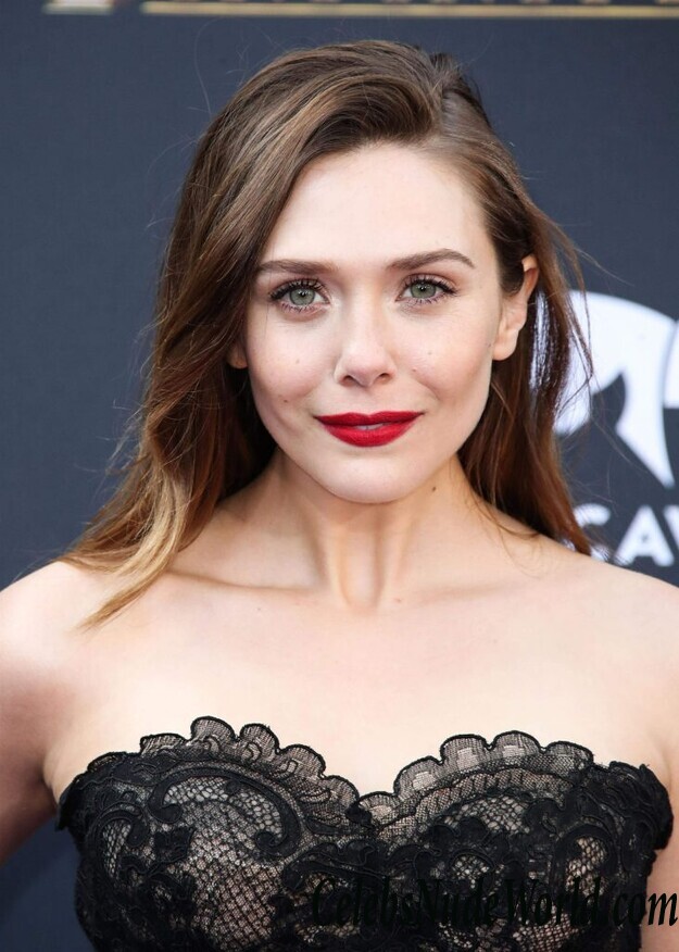 Elizabeth Olsen Sexy 84320