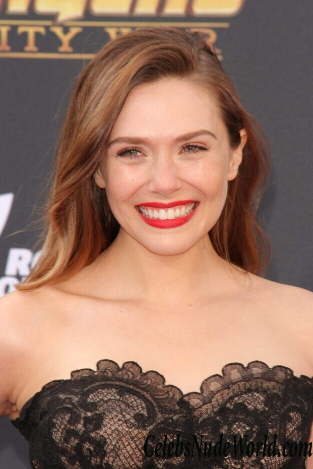 Elizabeth Olsen Sexy 84330