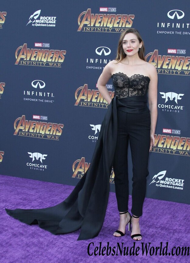 Elizabeth Olsen Sexy 84335