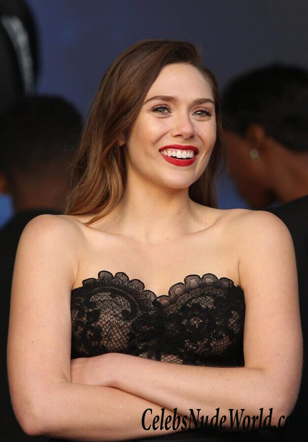 Elizabeth Olsen Sexy 84340