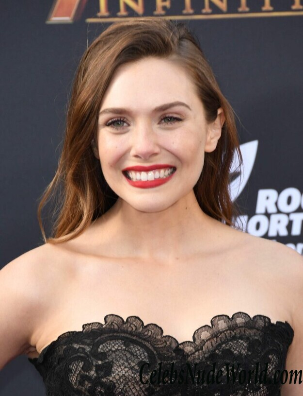 Elizabeth Olsen Sexy 84365