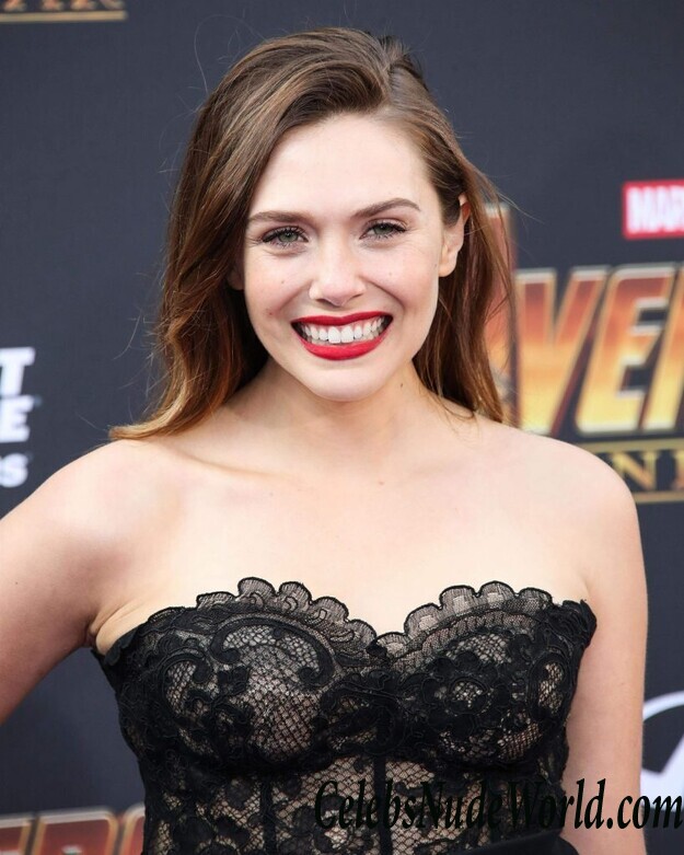 Elizabeth Olsen Sexy 84373