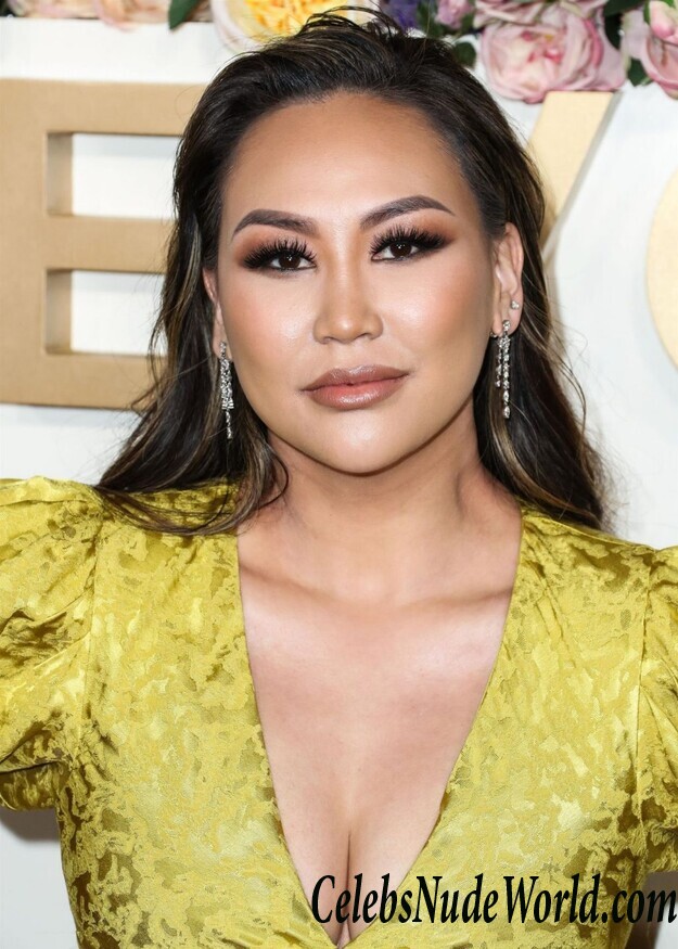 Dorothy Wang Cleavage 85135