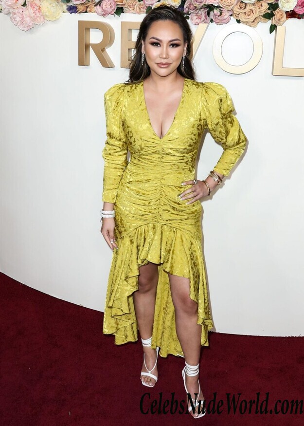 Dorothy Wang Cleavage 85136