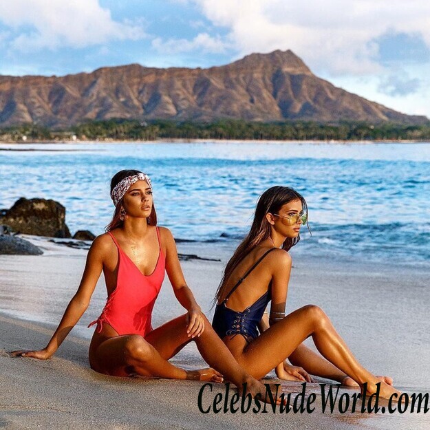 Elisha Herbert Erotic 85184