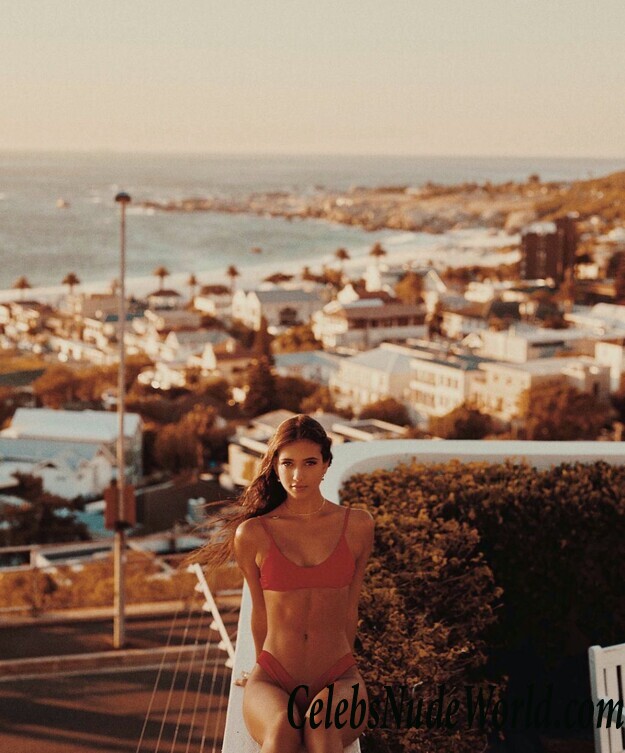 Elisha Herbert Erotic 85264